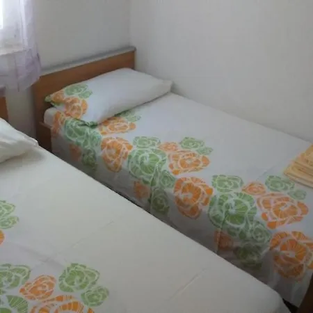 With Parking Space - 25182 Apartamento *