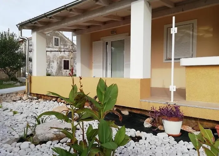 With Parking Space - 25182 Apartman Ist